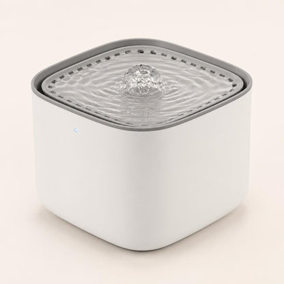 Fontaine à eau pour chat silencieuse — Kiso Chez Neko