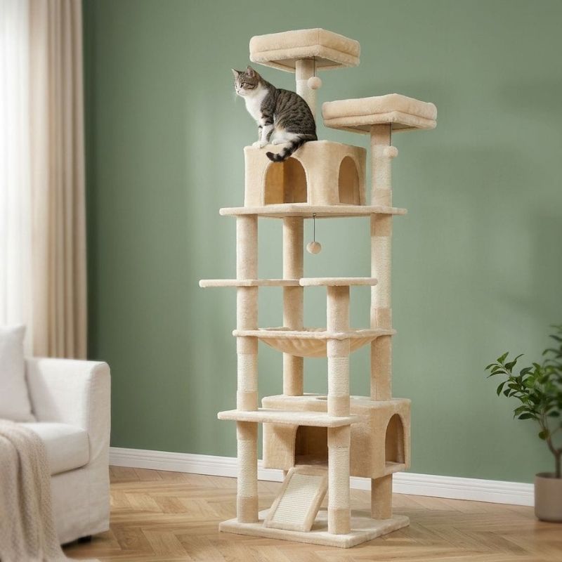 arbre-a-chat-tres-haut-beige