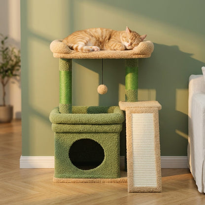 Petit arbre a chat avec cabane